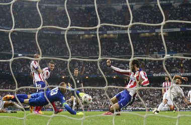 &lt;p&gt;Мадридские &quot;Реал&quot; и &quot;Атлетико&quot; встретились в четвертьфинале Лиги чемпионов. Фото AFP&lt;/p&gt;